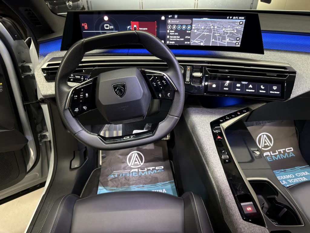 PEUGEOT 3008 1200 HYBRID 145 CV GT